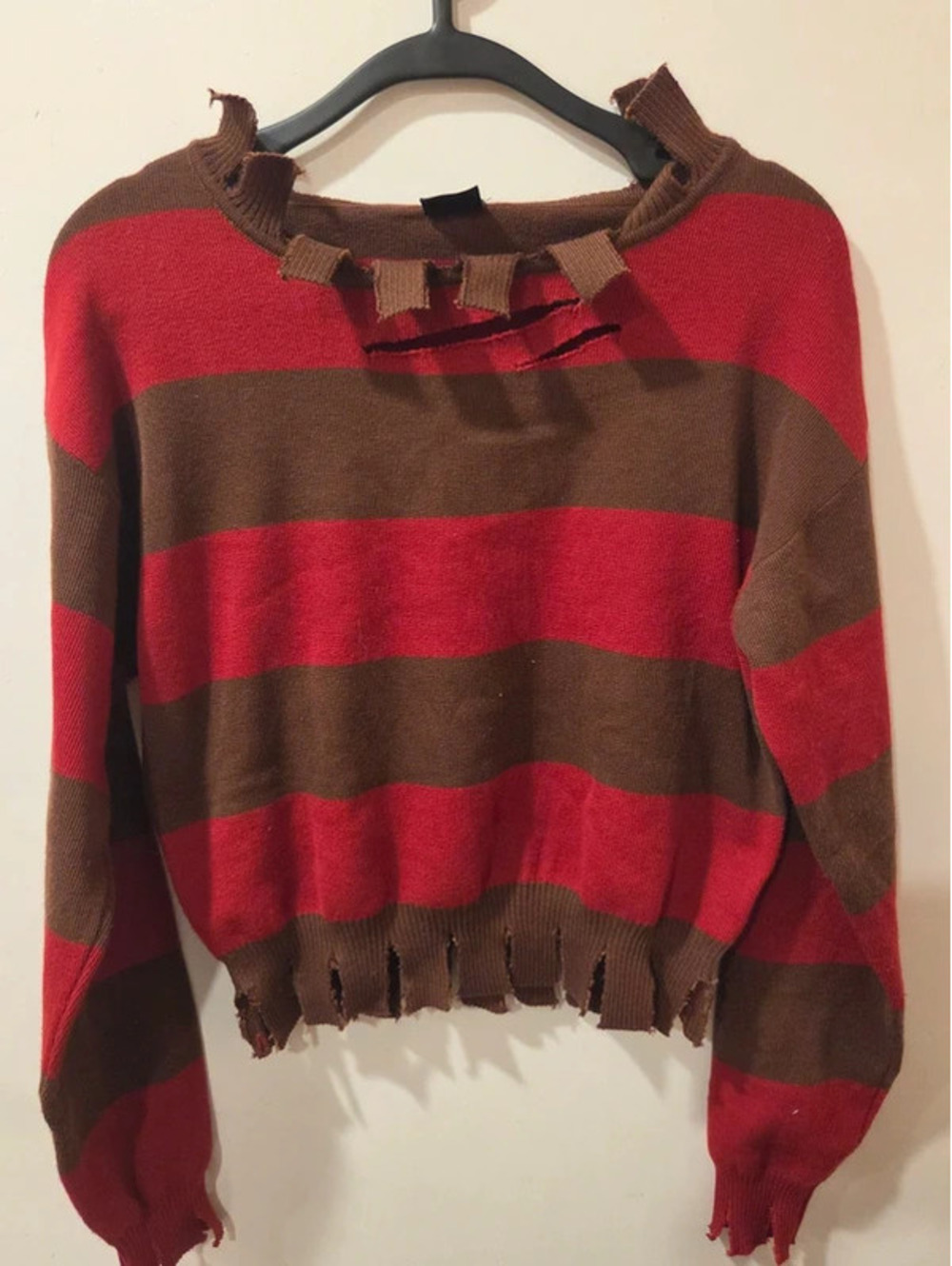 Women'd halloween freddy kruger med